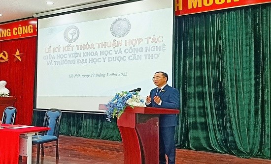 Lễ Ký kết hợp tác với Trường Đại học Y Dược Cần Thơ